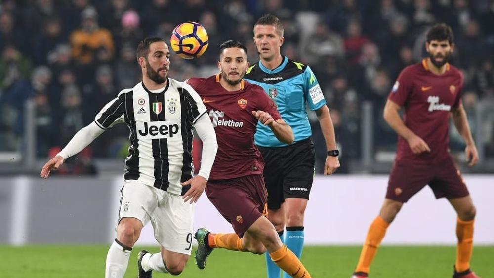 روما يغري الأرجنتيني هيغوايين بـ"شارة القيادة"