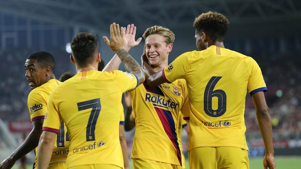 برشلونة يهزم فيسيل كوبي ويحرز بطولة "راكوتين" الودية