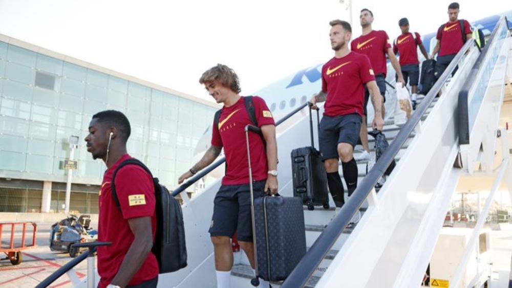 برشلونة يعود لإسبانيا ويبدأ التحضير للقاء أرسنال