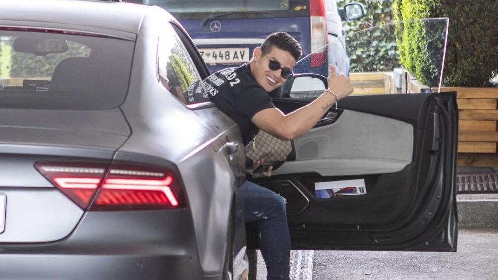 بعد إصابة أسينسيو .. خاميس أقرب للبقاء في الريال