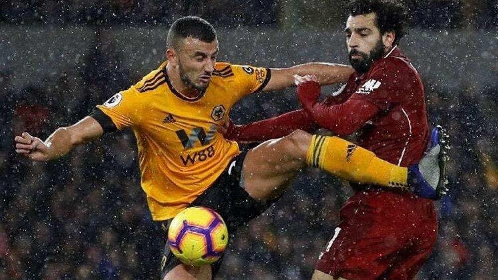 ولفرهامبتون مُتمسِّك برومان سايس ولا ينوي التفريط فيه