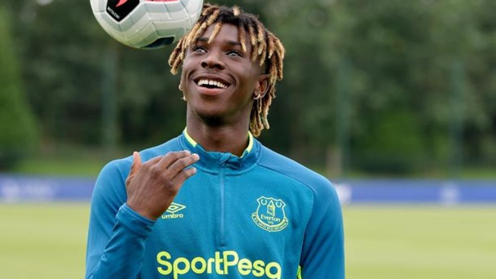 بعد لافتة جماهير إيفرتون .. مويس كين يوجه رسالة عاطفية