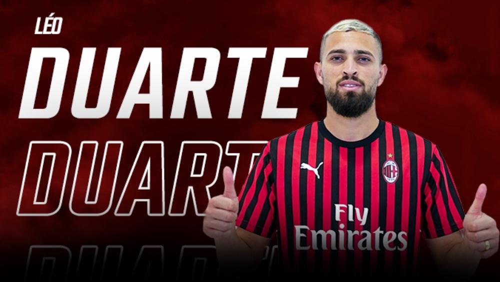 رسميا | ميلان يعلن تعاقده مع دوارتي مدافع فلامينغو