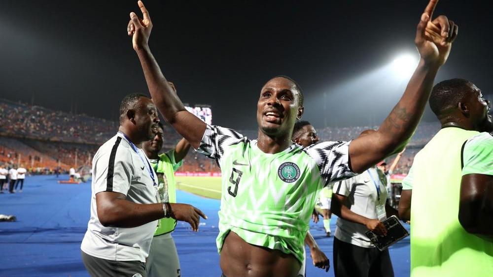 معاقبة هداف أمم إفريقيا بسبب منشوراته على مواقع التواصل