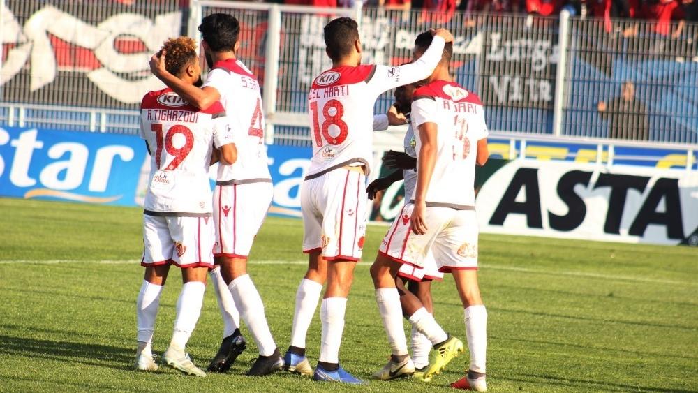 الوداد تتوجه لمراكش لخوض "معسكر تدريبي مغلق" باستثناء لاعبي "المنتخب المحلي"