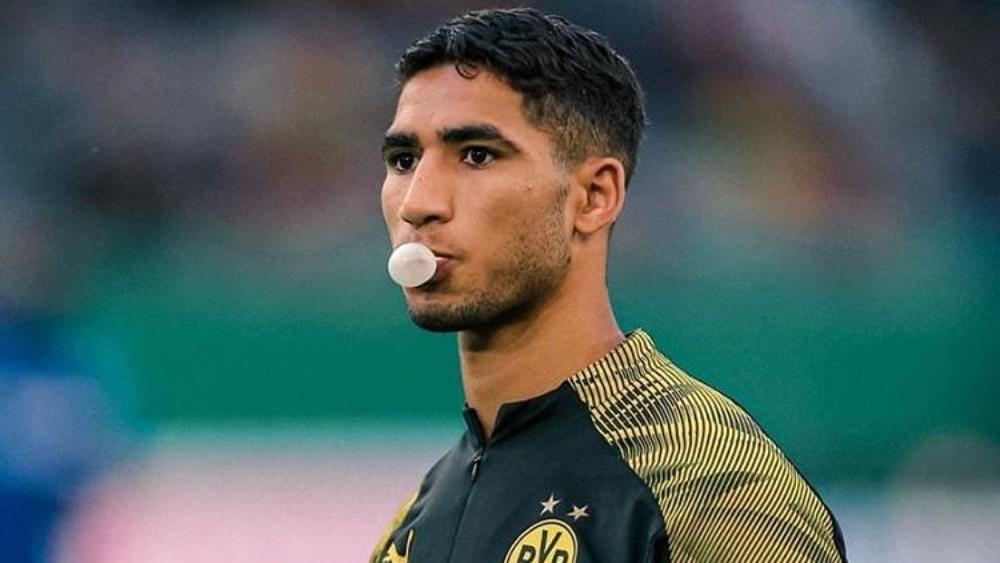 حكيمي "احتياطي" في الجولة الأولى من البوندسليجا