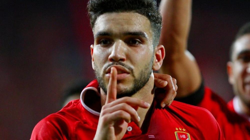 لاسارتي يعترف أن الأهلي كان يبحث عن مهاجم .. هل أجبر على استخدام أزارو؟