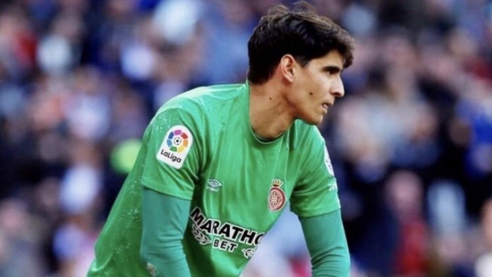 بونو يفقد رسميته في جيرونا.. وفريقه يتعادل بصعوبة في أول مباراة على أرضه