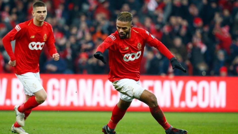 كارسيلا يرفض عرضاً قطرياً براتب مُضاعف ثلاث مرات