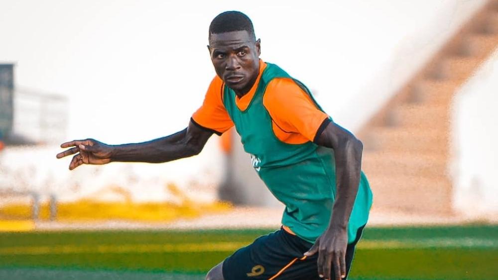 ميركاتو "البطولة"/الوافد الجديد على النهضة البركانية باتريك كادو يلتحق بتداريب الفريق البرتقالي