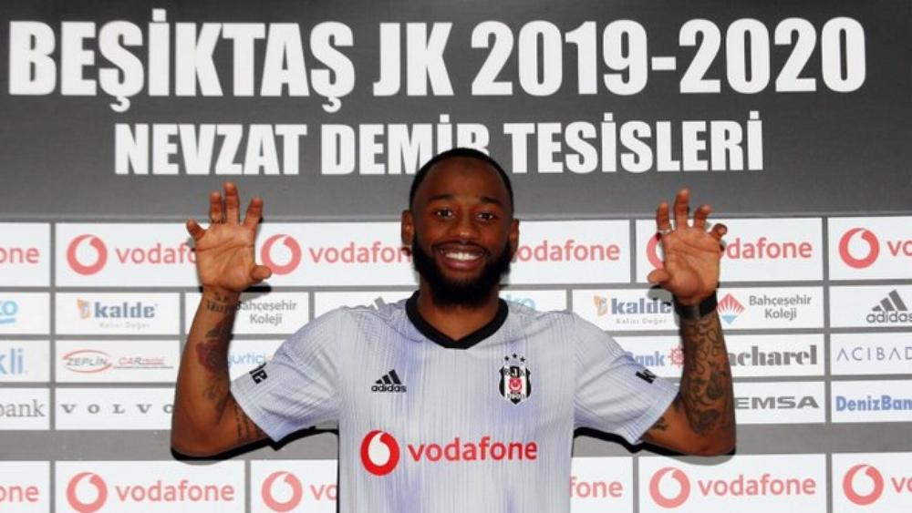 رسمياً | نكودو ينتقل من توتنهام إلى بشكتاش