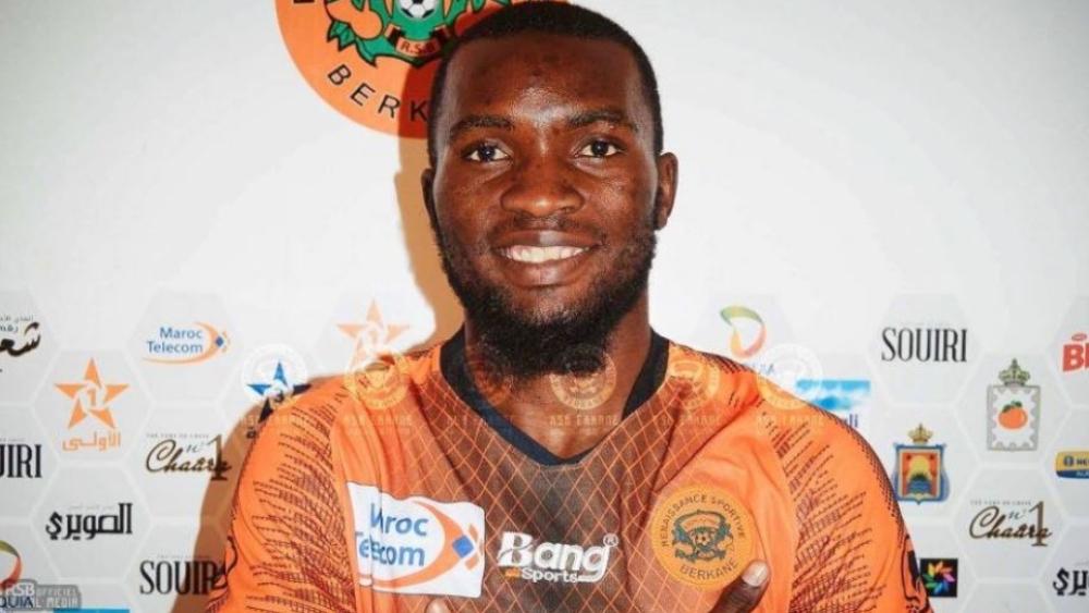 نهضة بركان يُعلن فسخ تعاقده مع الموزمبيقي شيليطو