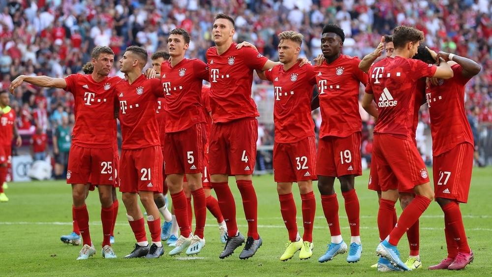 بايرن يحقق عائدات وأرباحا قياسية.. ويكافئ العاملين بالنادي بطريقة خاصة