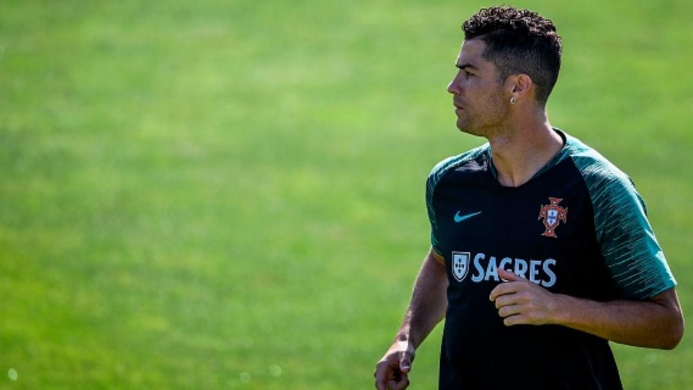 عقد رونالدو مع نايكي 162 مليون يورو بحسب "فوتبول ليكس"