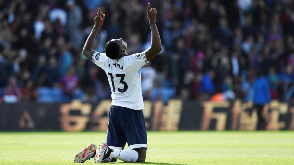 معاقبة مدافع برشلونة السابق بسبب المراهنات