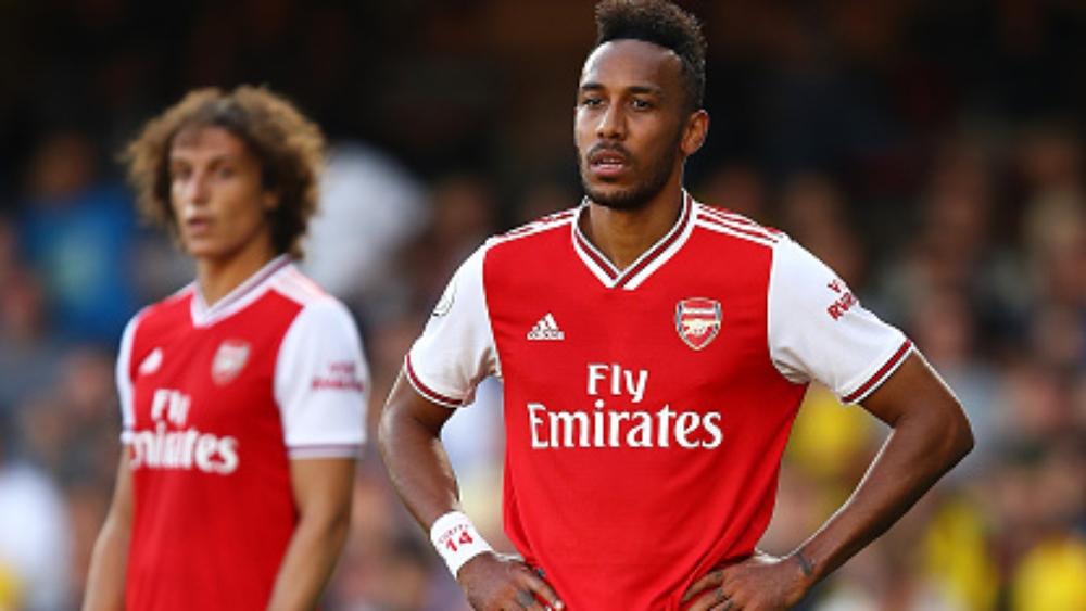 أوباميونج منتقدًا دفاع آرسنال: "من المخجل استقبال تلك الأهداف"