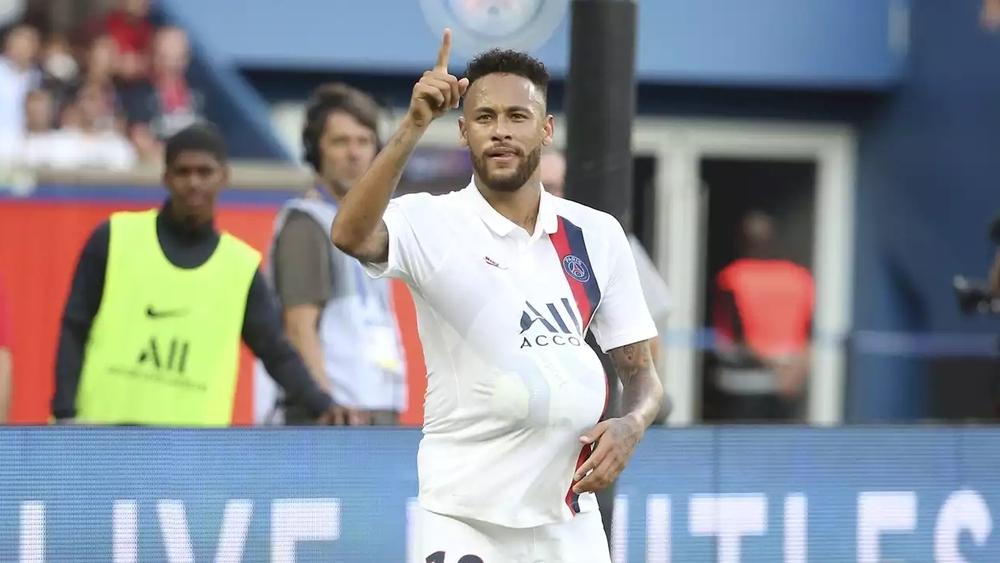 ليوناردو: "نيمار إرثٌ للكرة العالمية وليس باريس سان جيرمان فقط"