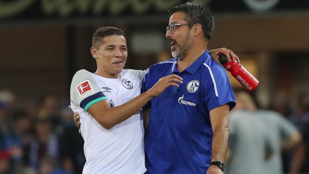 مدرب شالكه04 يُنوِّه بمستويات المغربي أمين حاريت