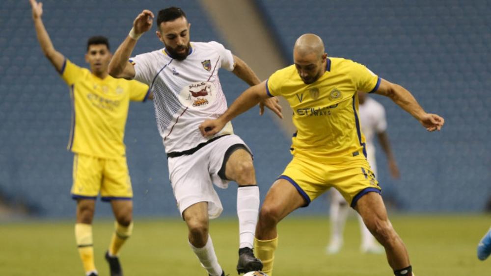 النصر يتعثر من جديد ويُمني بالهزيمة أمام الحزم