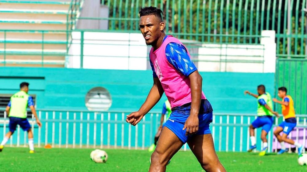 سند الورفلي يواصل خوض برنامجه التدريبي المكثف