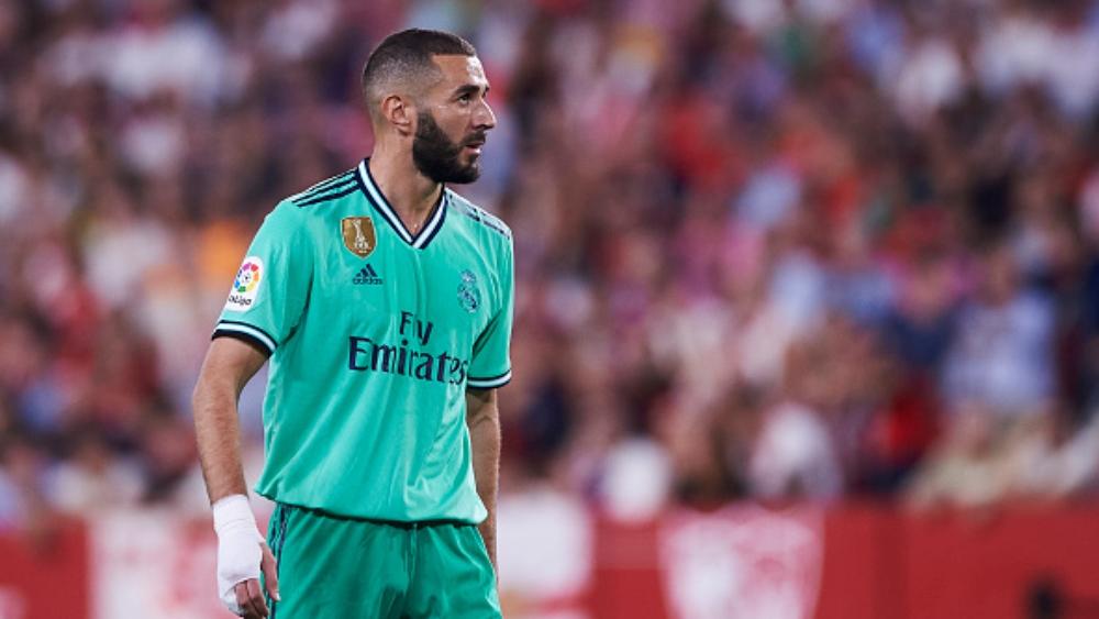 بنزيمة يُعادل رقم ميسي ويقترب من مبابي وليفاندوفسكي