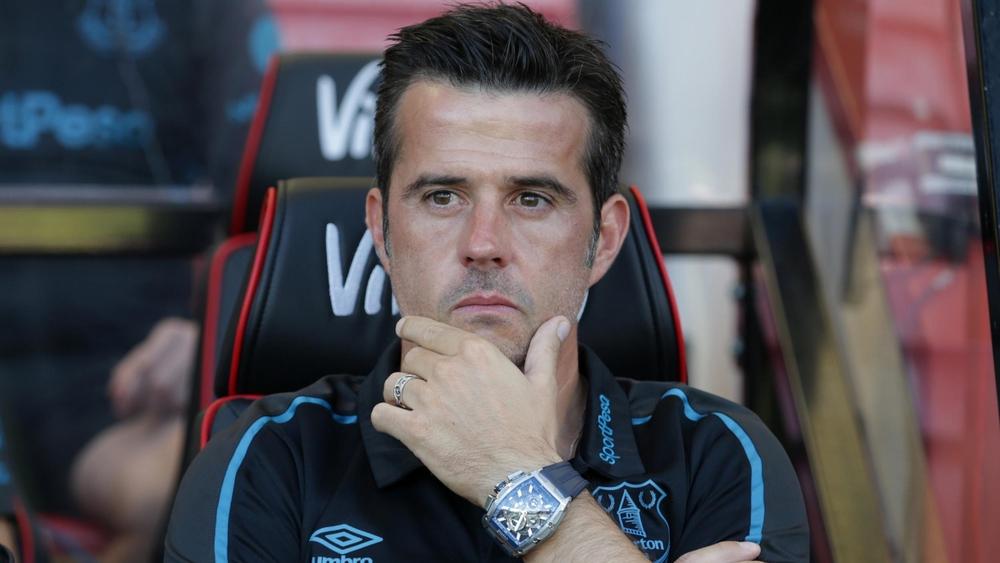 مدرب إيفرتون: "هذا ليس الوقت المناسب للاختباء"