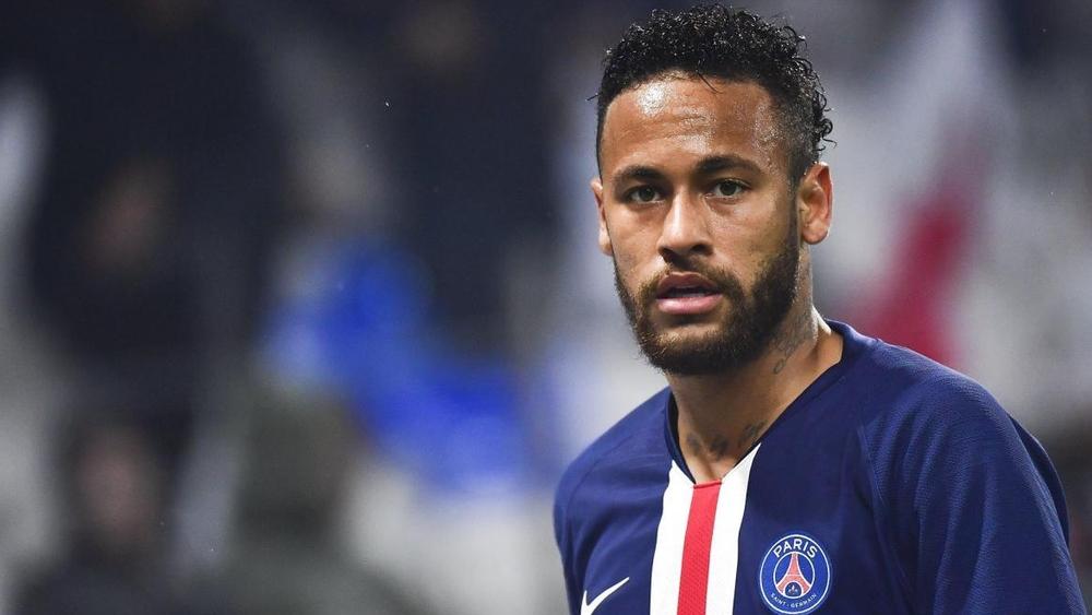 نيمار يعترف: "ارتكبت الكثير من الأخطاء.. وأمنيتي الوحيدة أن أصبح الأفضل في العالم"