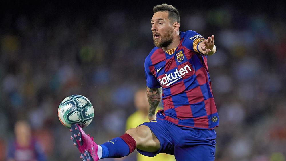 ليونيل ميسي: "أنا وكريستيانو لا نقبل الخسارة"