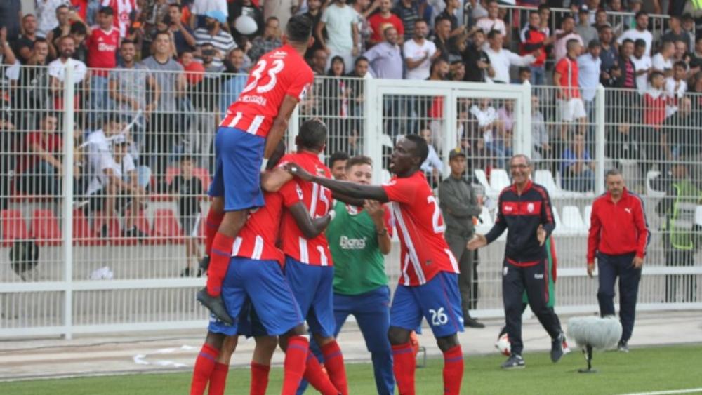 بـ"ضربات الحظ" المغرب التطواني يتجاوز "الراك" ويتأهل لربع نهائي كأس العرش