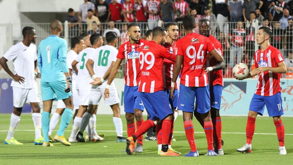 المغرب التطواني يتخطى نهضة الزمامرة ويُثبِّت أقدامه في الصَّدارة