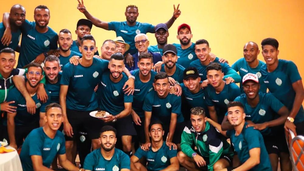 إدارة الرجاء: "بعثة الفريق ستمكث بالأردن إلى غاية استصدار رخص و تصاريح دخول فلسطين لأربعة لاعبين من الفريق الأول"