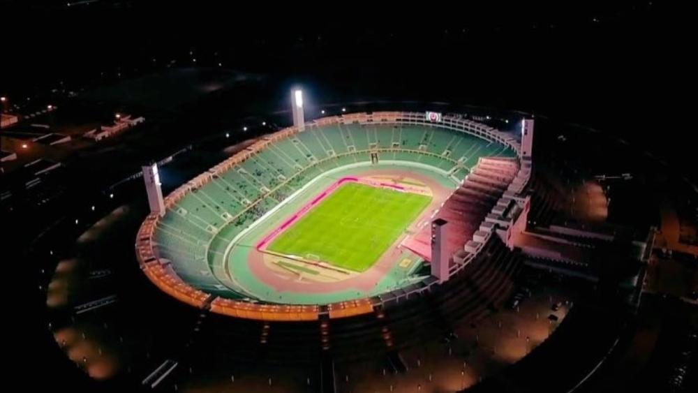 إدارة الحسنية بتنسيق مع السلطات المحلية تستجيب لمطلب الجمهور السوسي وتقرر طرح التذاكر في شبابيك ملعب "أكادير الكبير"