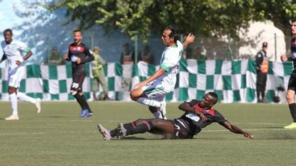 ودية أولمبيك خريبكة و رجاء بني ملال تنتهي بدون أهداف..وسط تدخلات "خشنة"!