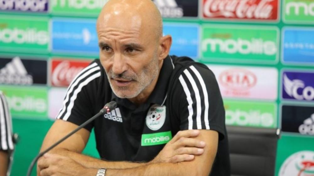 مدرب المنتخب الجزائري: "الفريق المغربي سيغير من طريقة لعبه و نحن جاهزون لتحقيق التأهل"