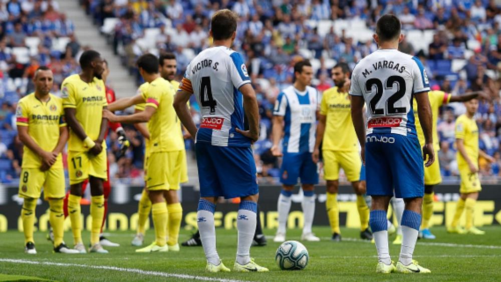 فياريال يواصل مزاحمة برشلونة وريال مدريد