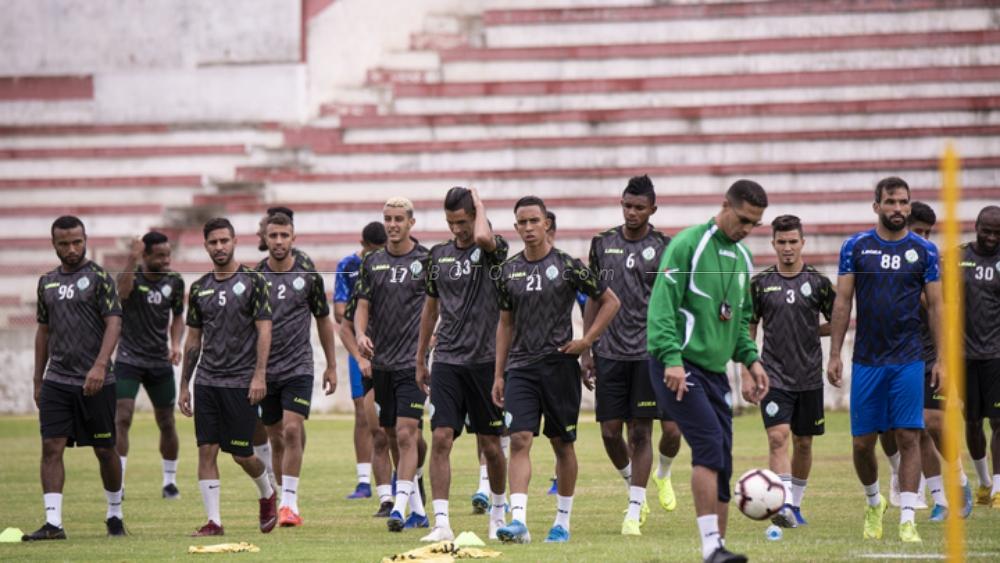 ملعب الفتح في الرباط يحتضن آخر حصة تدريبية للرجاء استعدادا للديربي
