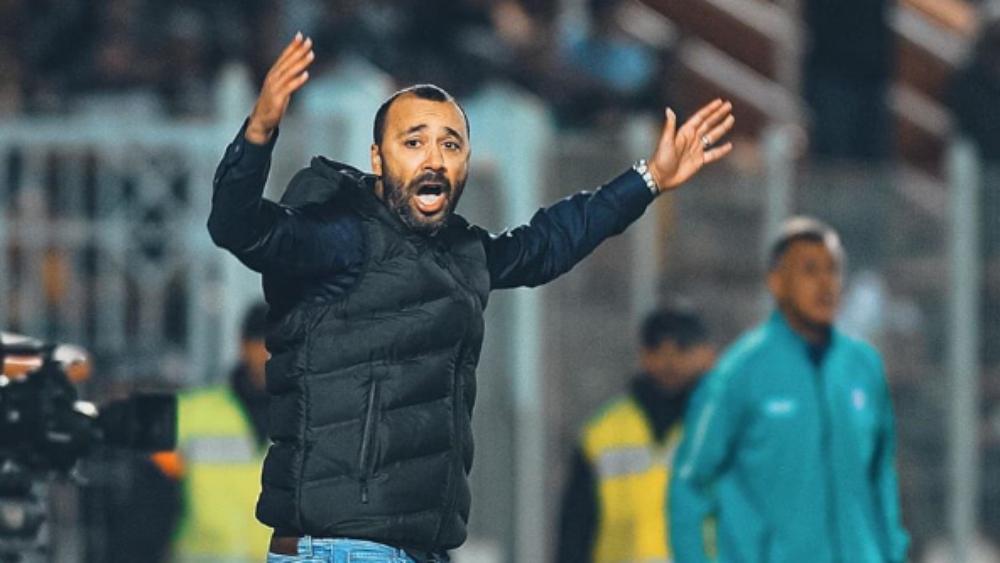 السكتيوي: "بعد 10 أيام متعبة أشكر اللاعبين على مجهوداتهم في مواجهة سريع وادي زم"