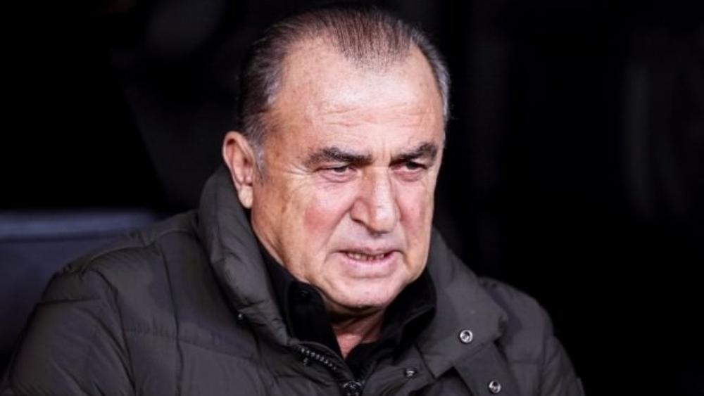 مدرب جالطة سراي: "واجهنا ريال مدريد كـفريقٍ مستسلم"