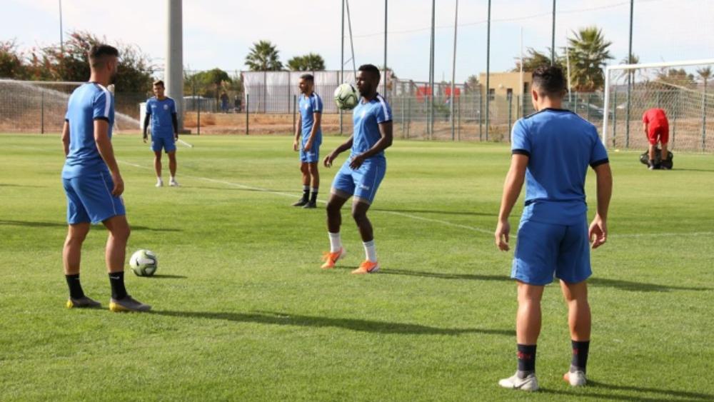 المغرب التطواني يضع "آخر اللمسات" في ملحق ملعب "مراكش الكبير" إستعدادا لملاقاة حسنية أكادير