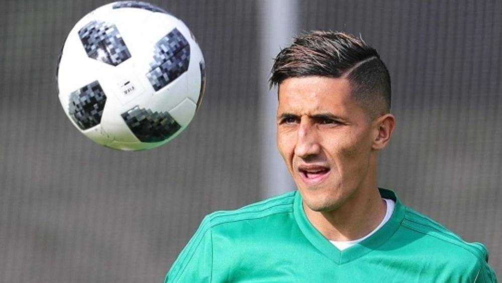 فيصل فجر: "درْنَا كُولْشِي و لْكُورَة مَابْغَاتْشْ تدْخُلْ"