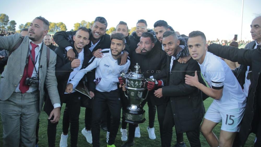 صفحة "لا ليغا" الإسبانية تهنئ الاتحاد البيضاوي بعد تتويجه بلقب كأس العرش