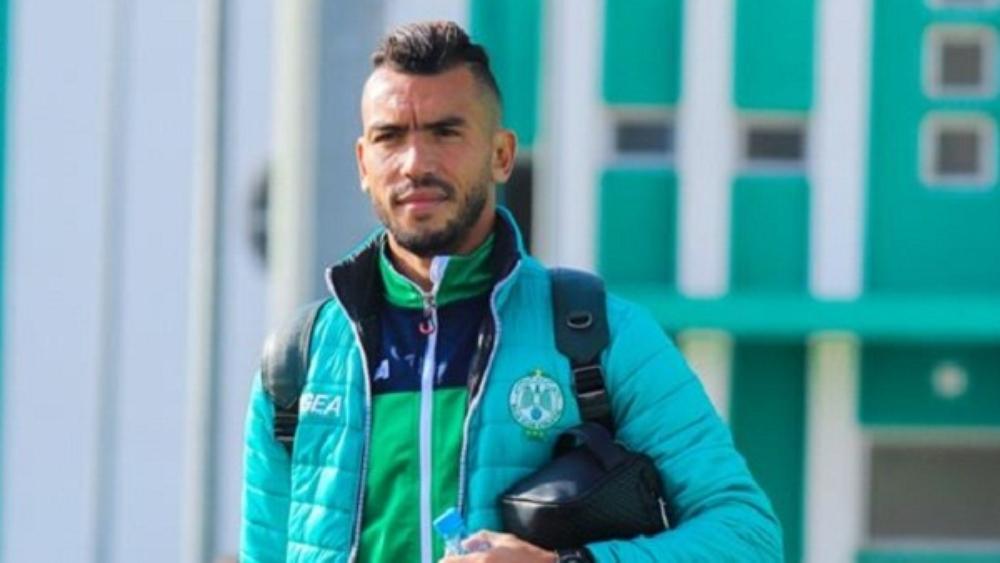 الرجاء الرياضي يتوجه صوب بوزنيقة للدخول في "معسكر تدريبي مغلق" استعدادا لـ"الديربي"