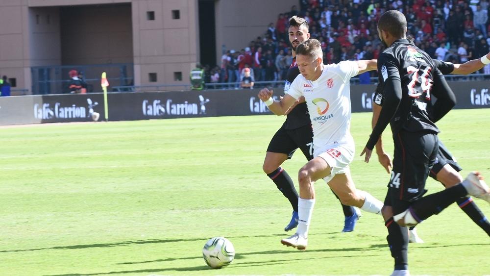 إجراء مواجهة حسنية أكادير والمغرب التطواني في الخميسات..وتأجيلها إلى يوم الثلاثاء