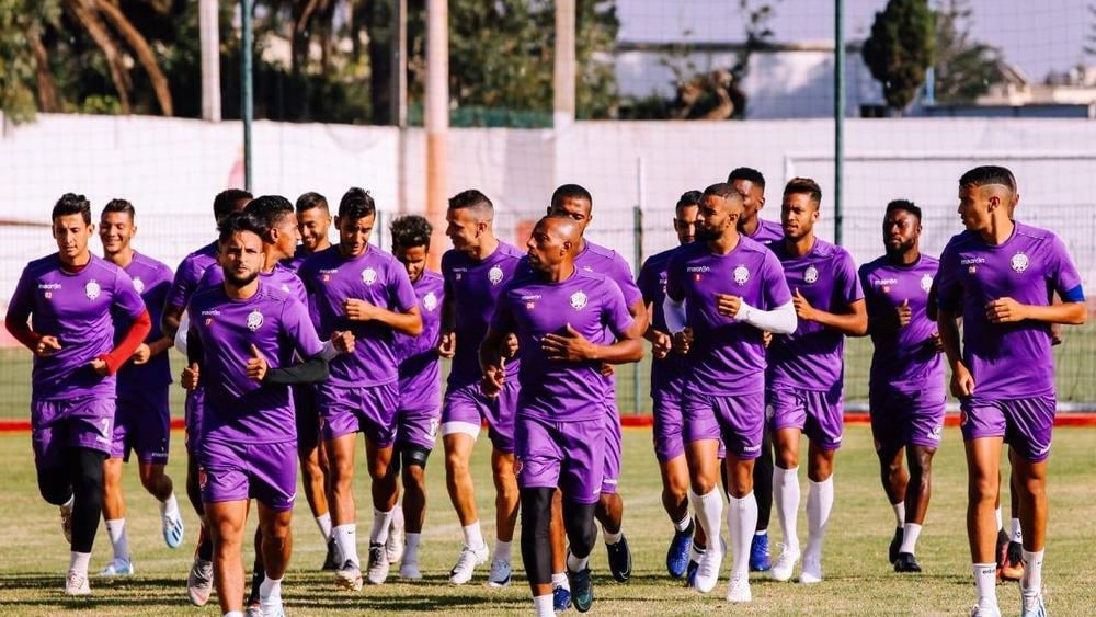 الوداد يخوض حصة تدريبية مفتوحة في وجه وسائل الإعلام بالمحمدية استعدادا للديربي