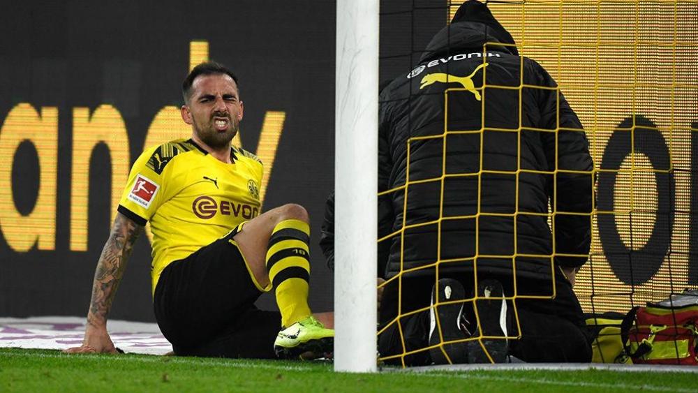 باكو ألكاسير يغيب عن صفوف دورتموند أمام برشلونة