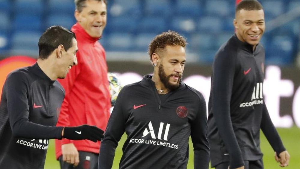 سان جيرمان يتدرب في البيرنابيو بمشاركة نيمار ومبابي