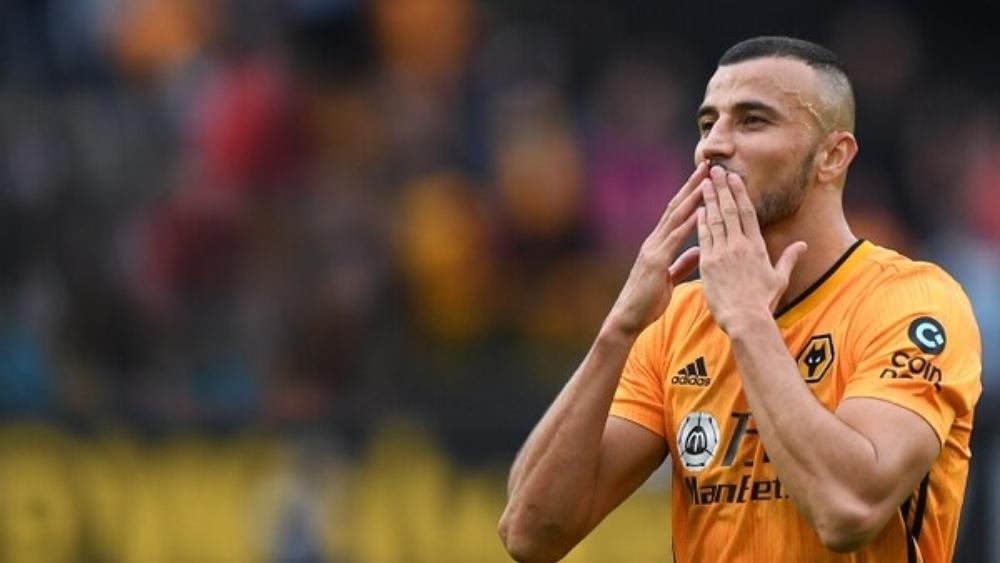 الدوري الأوروبي | رومان سايس أساسي في مباراة "حسم التأهل"