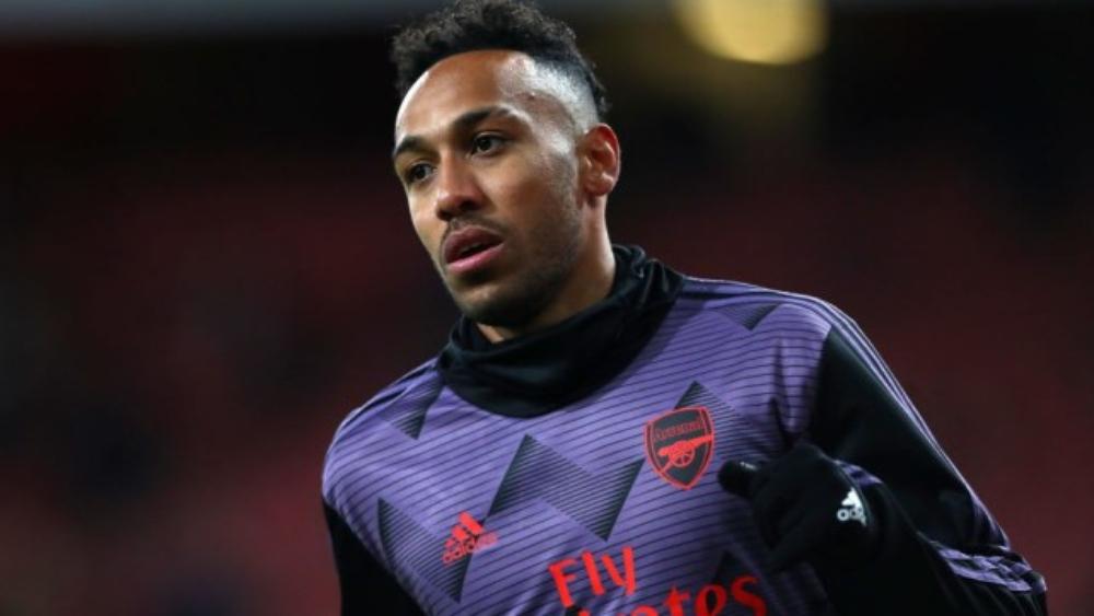 آرسنال يعرض على الريال صفقة تبادلية تتضمن أوباميونج