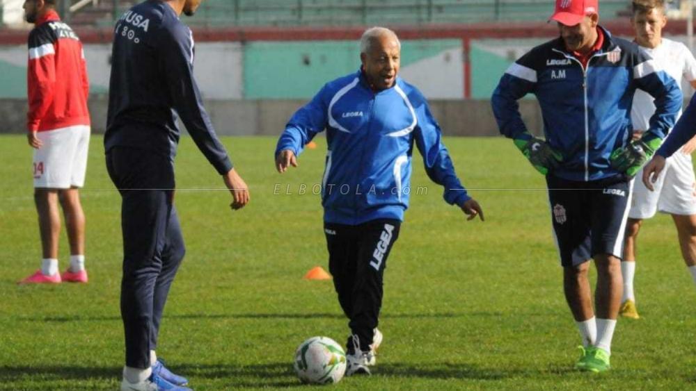 فاخر يقود حسنية أكادير للمرة أولى من "دكة الإحتياط" في مواجهة بارادو الجزائري