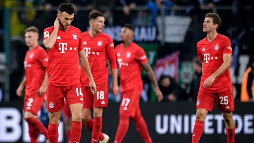 أزمة بايرن ميونيخ في الدوري تهدد استمرار مدربه فليك